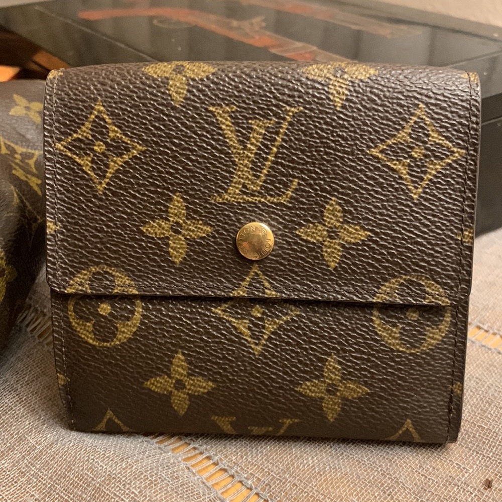 Louis Vuitton Elise trifold wallet